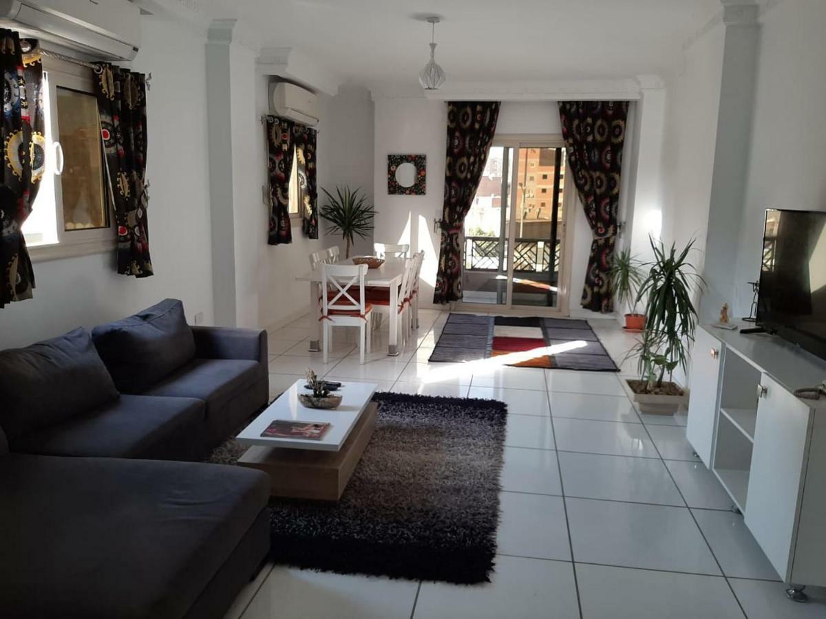 Pyramids Gem Plaza Hotel Kafrat al Jabal Ngoại thất bức ảnh